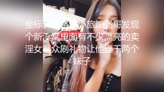 微胖丰满韵味少妇啪啪女上位无套操穴，半老徐娘很有味道，最后边打飞机一边深喉口爆一嘴